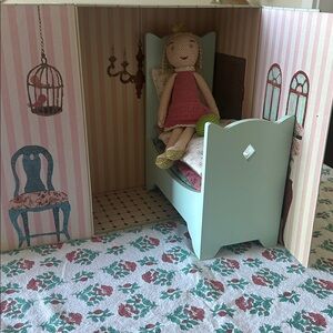 Retired Princess & the Pea Doll, Bed, Mattresses, Pea & storyboard,Princess Room